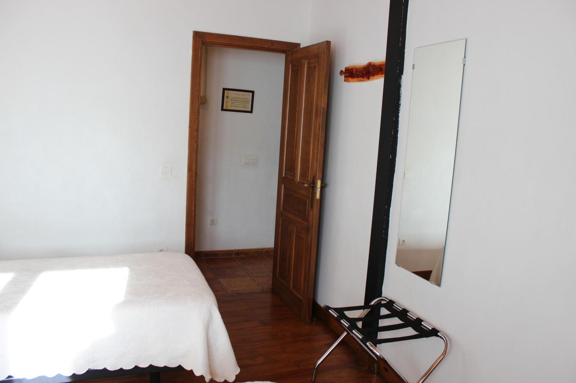 La Chimenea De Soria I Y I I Guest House Espeja de San Marcelino ภายนอก รูปภาพ
