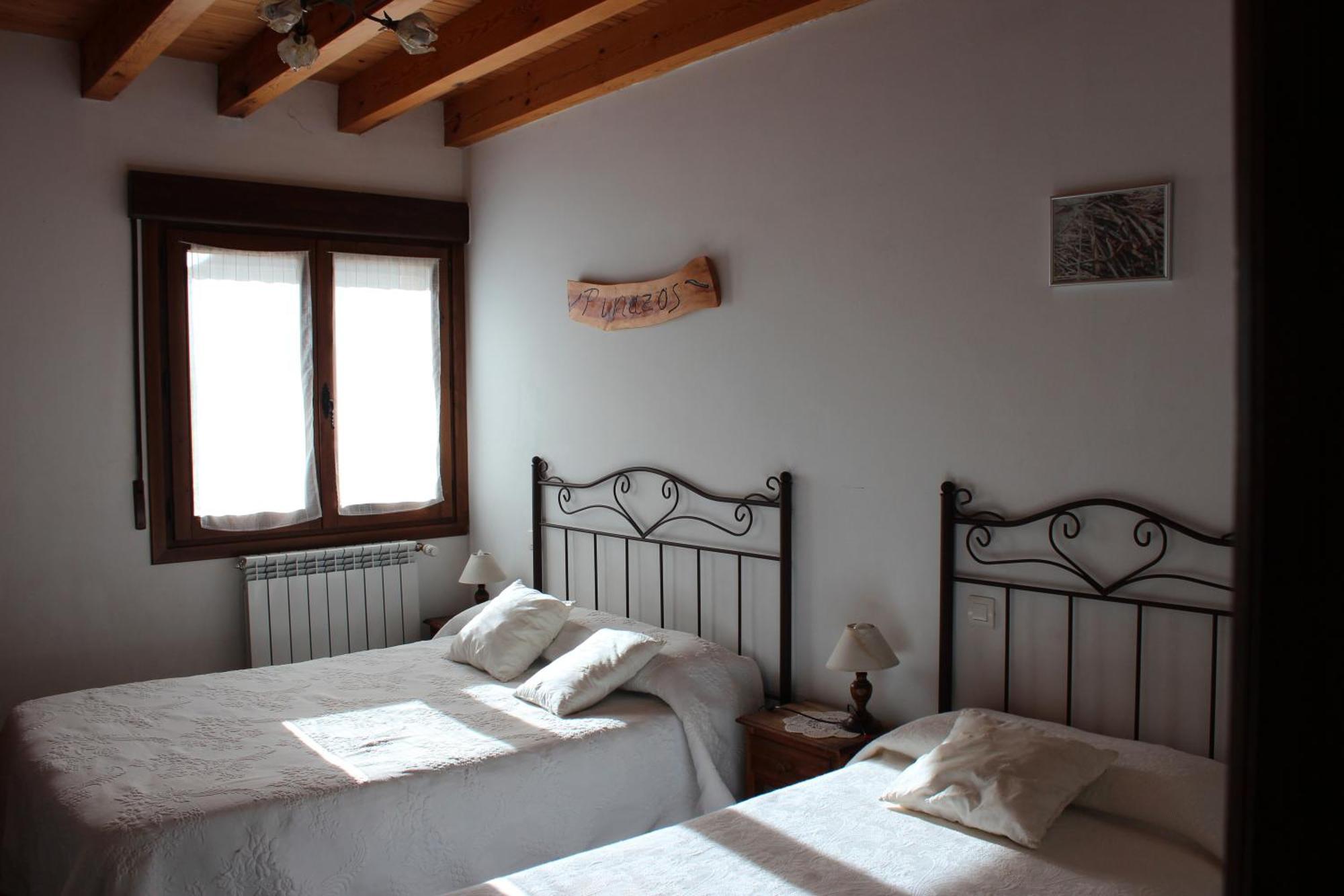 La Chimenea De Soria I Y I I Guest House Espeja de San Marcelino ภายนอก รูปภาพ